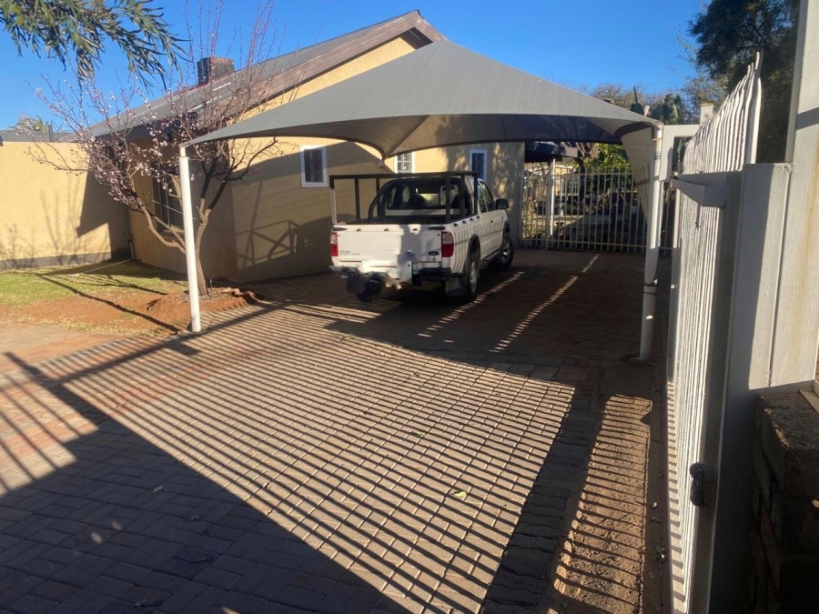 4 Bedroom Property for Sale in Kuruman Northern Cape